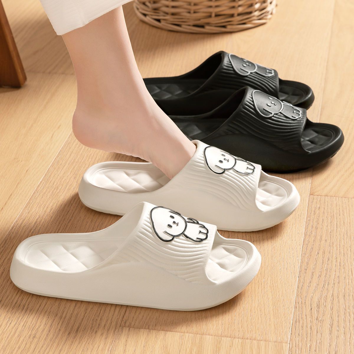 cute slippers women‘s summer 2023 new interior home bathroom deodorant bath eva slippers men‘s four seasons