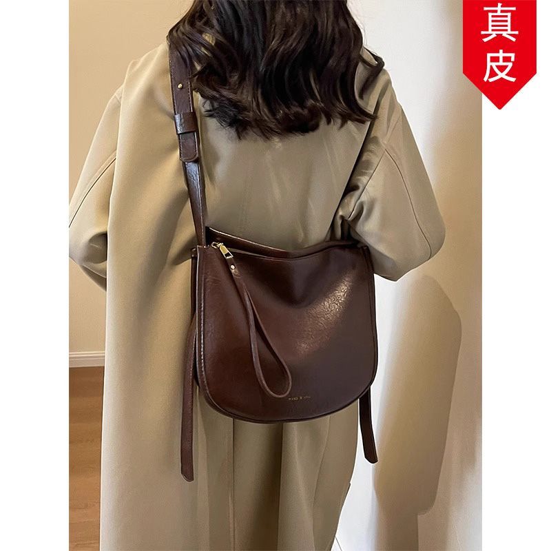 genuine leather tote bag women‘s 2024 new autumn and winter christmas gift for girlfriend large capacity commuter messenger bag