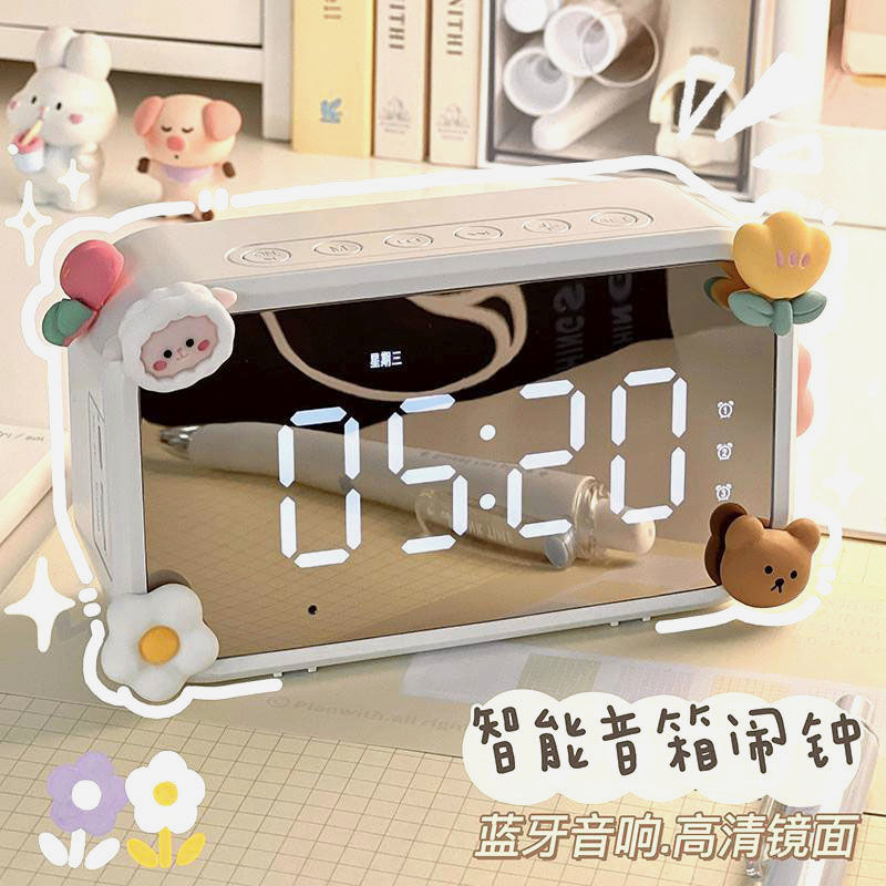 alarm clock for students， special wake-up artifact good-looking electronic charging simple desktop clock， desktop clock