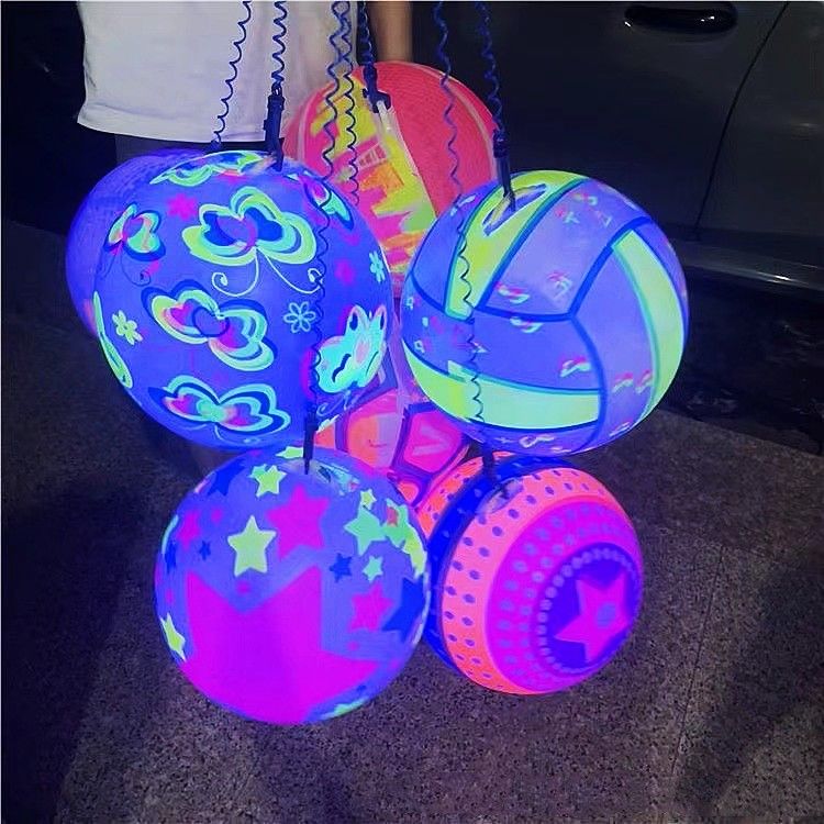 internet hot new chain luminous pat ball flash inflatable fluorescent elastic ball children‘s toy gift stall wholesale