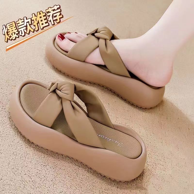 yue chen 2024 summer sandals fashion all-matching casual beach women‘s outdoor slippers women‘s online red real soft leather hot