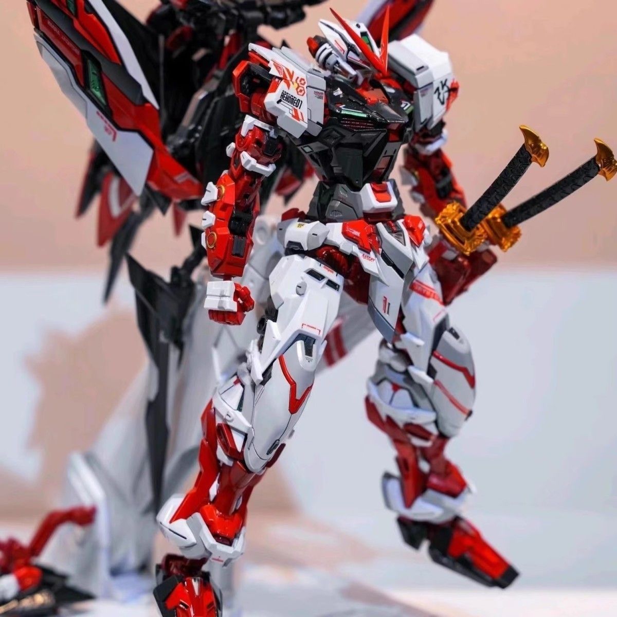 gundam hg assembled model newborn attack free mg red heresy unicorn mobile warrior domestic large class hand office