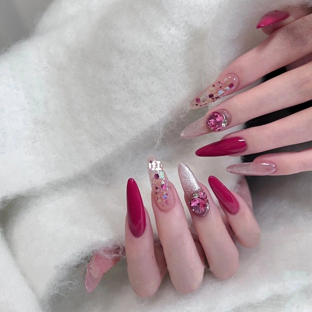 high-grade pure desire hot girl socialite handmade manicure wear nail rose red white fake nails hot  eye