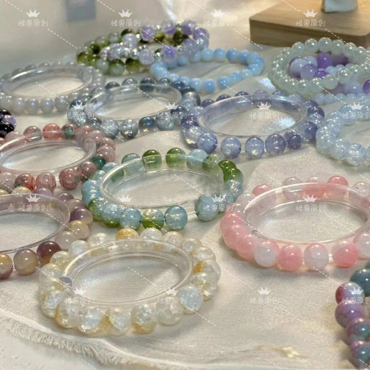 20 wholesale stall lucky bag simple bracelet bracelet super beautiful stall fresh sweet all-matching colored glaze bracelet