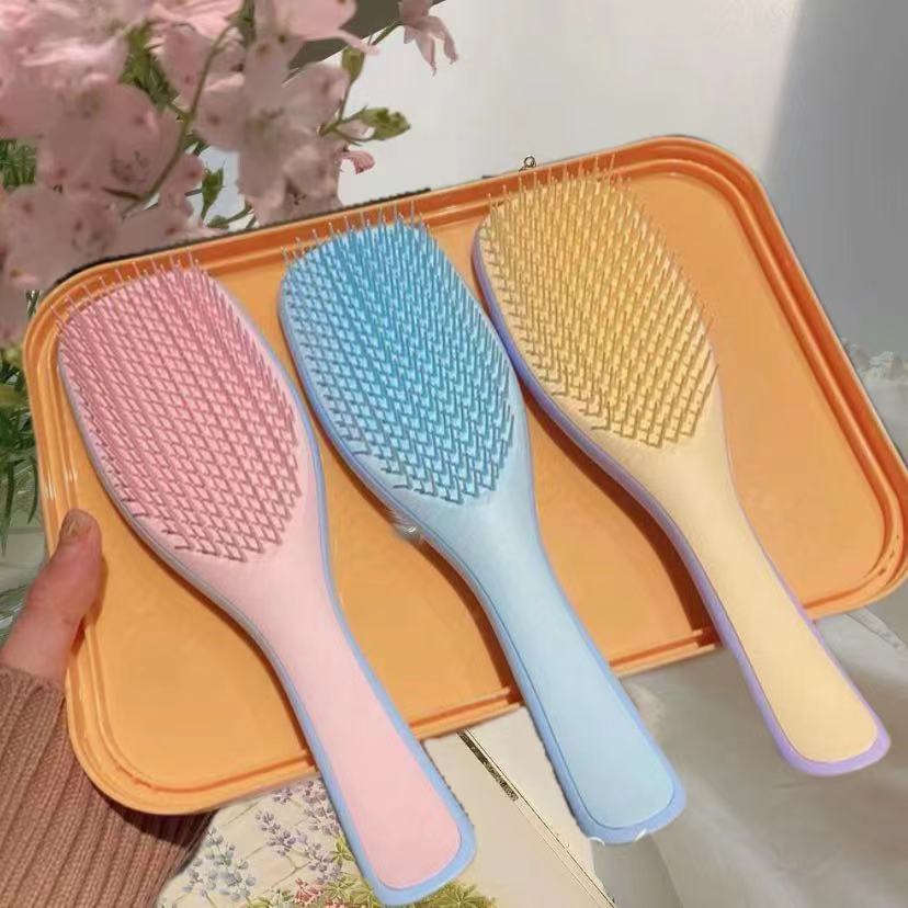 wet and dry long row handle scalp massage comb shunfa household non-knotted portable smart comb durable