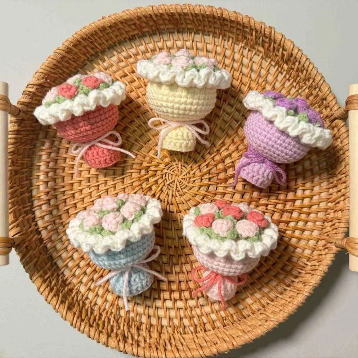 self-made woven mini crochet bridal bouquet packs of wool diy material pendant bouquet time hand-made relieving stuffy