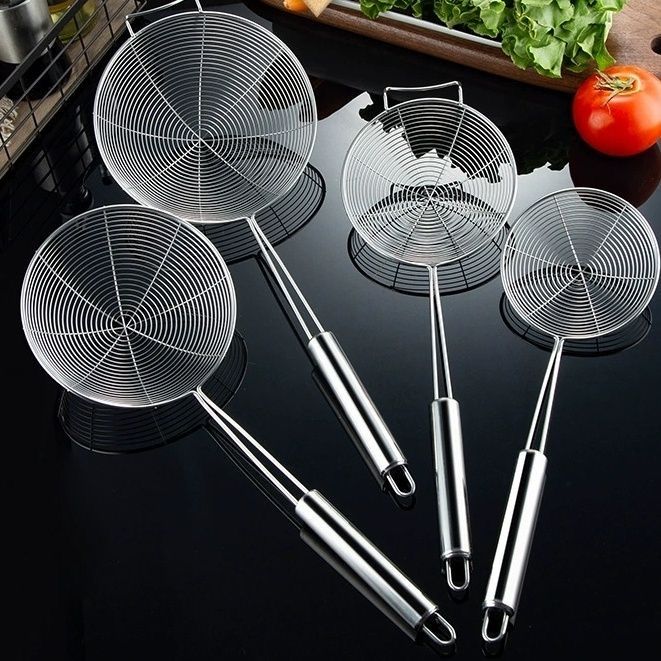 304 thickened food grade stainless steel colander household kitchen big strainer colander dumpling noodles strainer skimmer strainer colander