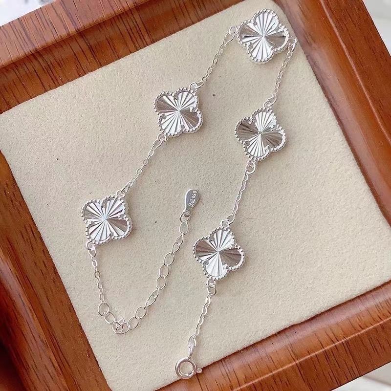 lucky four-leaf clover sterling silver 999 light luxury pure silver bracelet advanced adjustment girlfriend girlfriends birthday and holiday gift