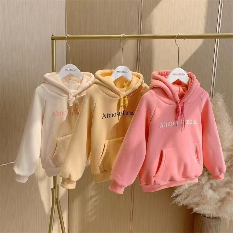 girls‘ velvet padded thickened sweater 2024 new fashion baby single-layer fleece-lined letter pullover hooded sweater outerwear