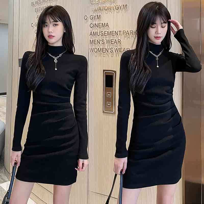 hot girl inner wear dress women‘s autumn and winter match with coat 2024 new temperament show thin black waist-tight sheath skirt