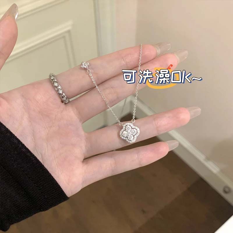 s925 silver lucky four-leaf clover necklace non-fading titanium steel sweater chain female light luxury minority ins advanced clavicle chain