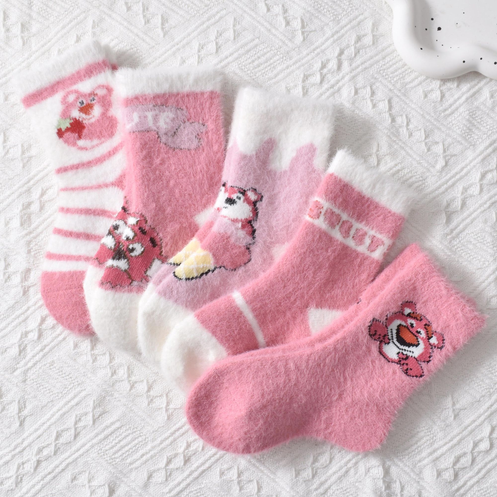 children‘s fleece lined socks autumn and winter strawberry bear cute thickening terry warm keeping girls middle tube boy cartoon baby‘s socks