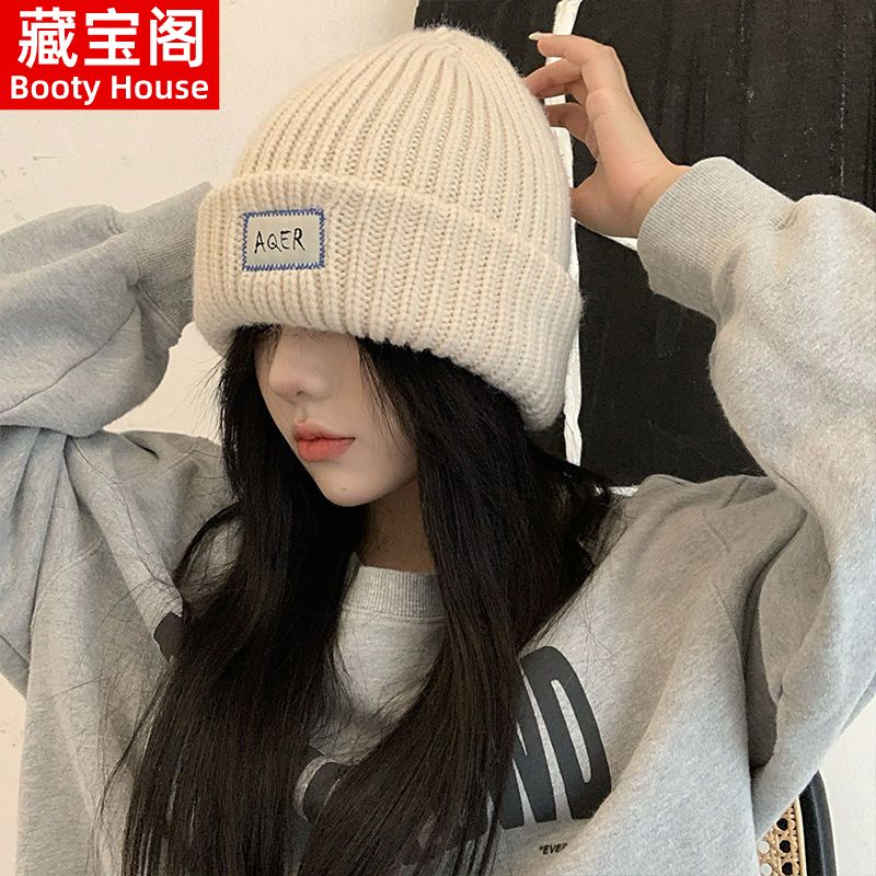 [pavilion of the hidden treasure] hat female winter thermal thick beanie hat thin student hat cold protection in winter all-match letters