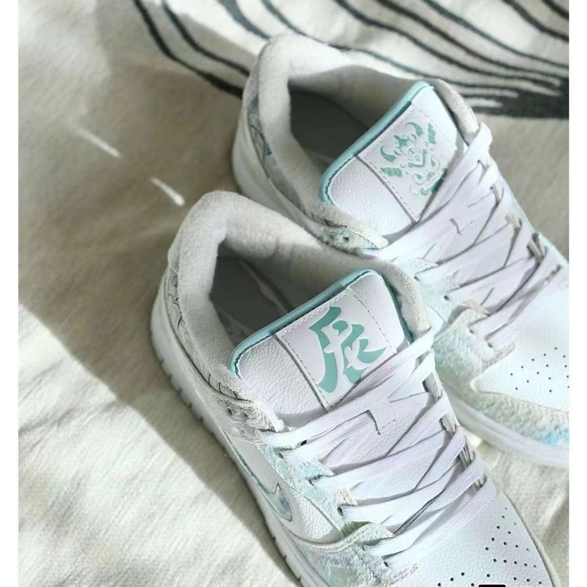 Product Image Gallery