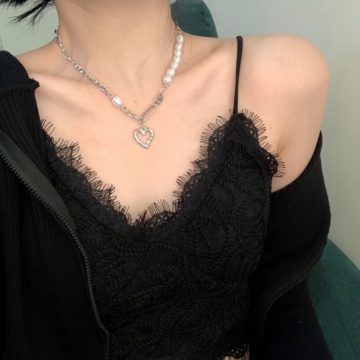 Xin Help New Trendy All-Match Minority Simple Pearl Metal Heart Silver Clavicle Necklace for Women Summer 2022