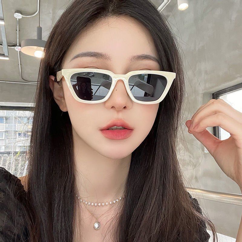 Jennie Same Style Cats' Eye Sunglasses Women's Ins Retro European American Style Sunglasses Korean Style Tiktok Disco Hot Girl Glasses