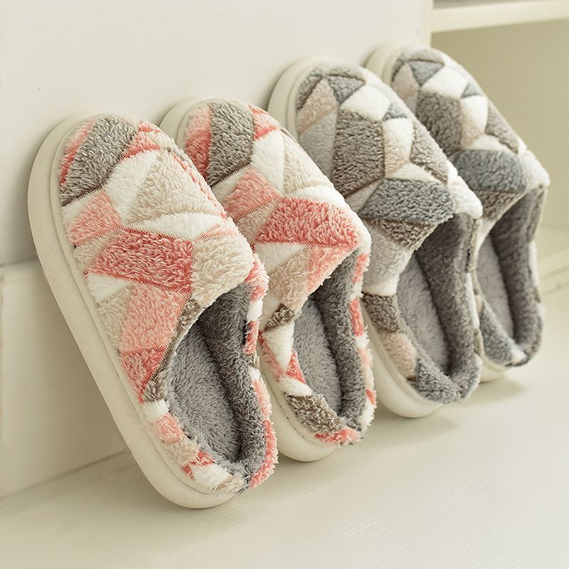 2023 autumn and winter new cotton slippers women‘s indoor platform non-slip couple household warm furry confinement shoes