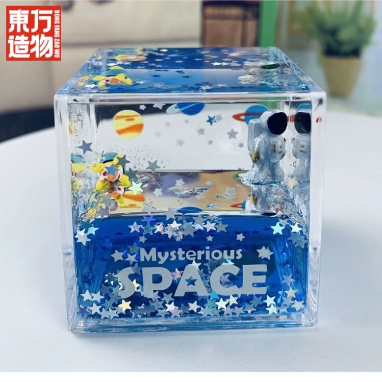 floating liquid quicksand spaceman creative gift simple ins astronaut internet celebrity table decorative ornaments student