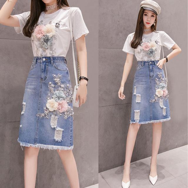 2024 new handmade beaded three-dimensional flower denim skirt women‘s fashion slim slimming ripped mid-length skirt