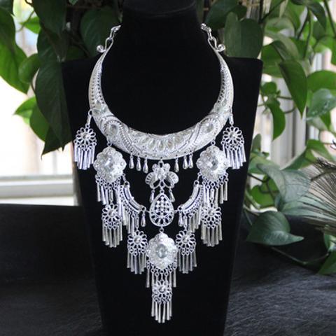 Yunnan Jingpo Ethnic Group Guizhou Miao Miao Silver Large Collar Ethnic Style Stage Program Necklace Indoor Mounting Pendant