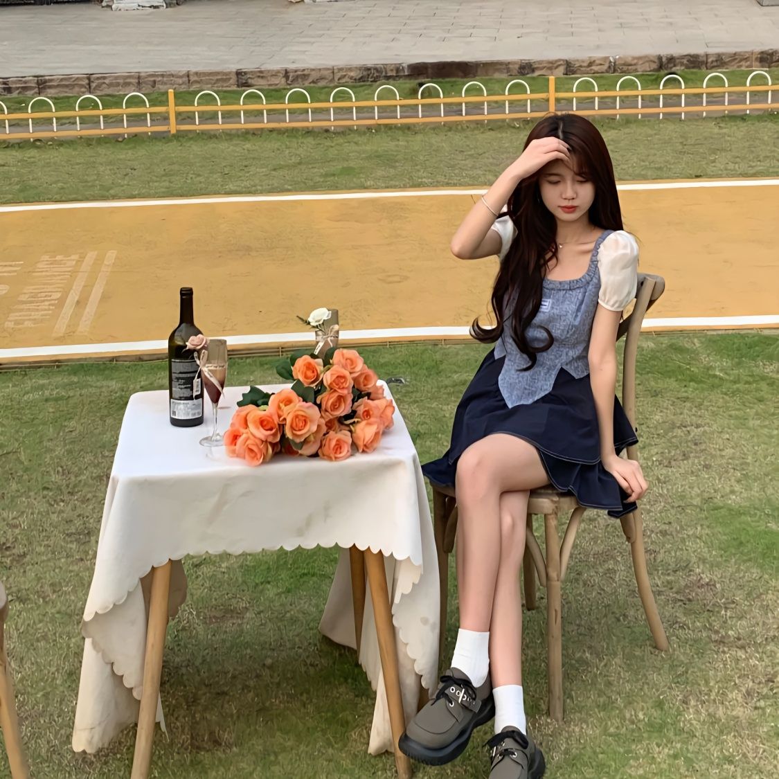 Fashion sweet and spicy puff sleeve waist dress 2023 summer waist show figure splicing fake two-piece cake skirt female
