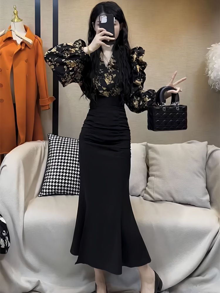 網紅爆款小個子套裝裙女2023春夏季新款法式泡泡袖碎花衫+魚尾裙