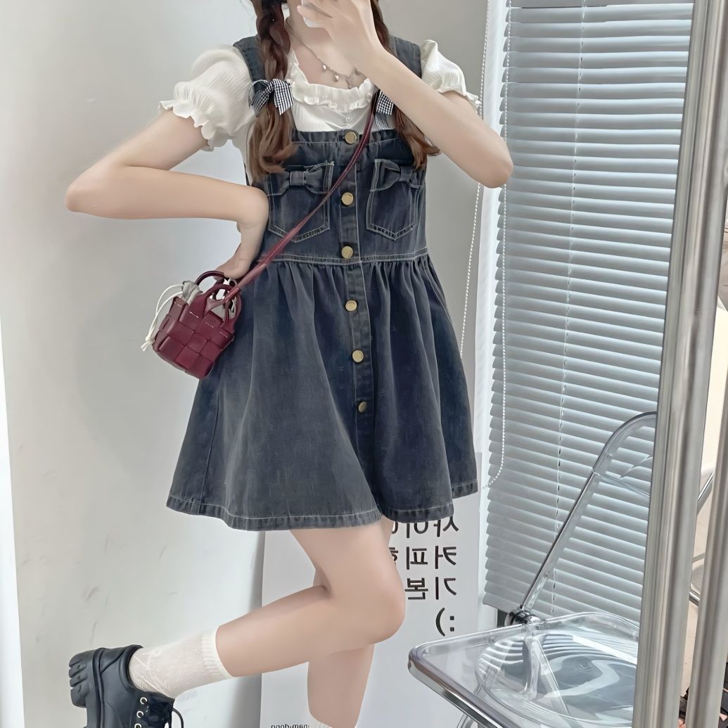 減齡氣質蝴蝶結牛仔背帶短裙女夏季薄款大碼收腹顯瘦小個子連衣裙