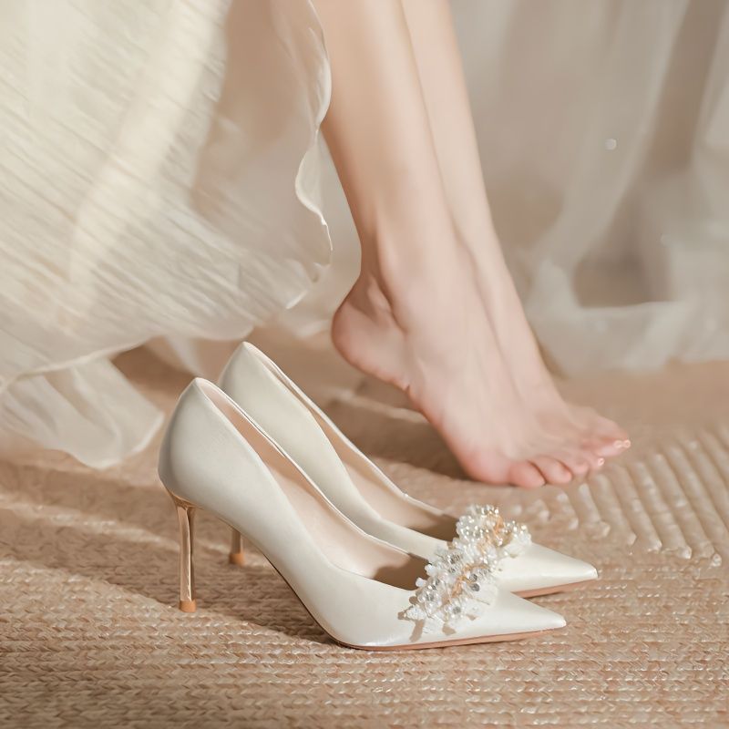 婚鞋女2023年新款秀禾主婚紗兩穿新娘鞋法式小眾高級感水晶高跟鞋
