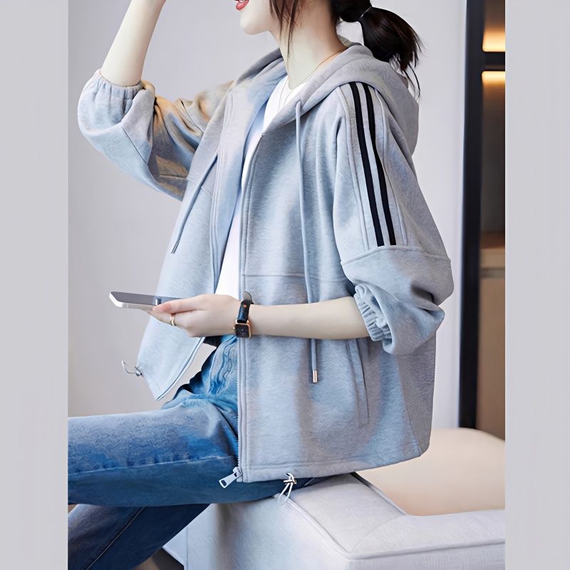 New spring hooded baseball uniform for women, new fashionable sports and casual women's clothing, loose, flesh-covering, slimming, dropped shoulder sleeves short jacket