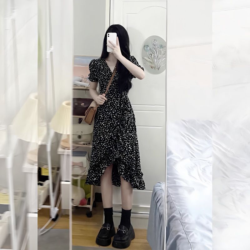 French tea break floral dress women's summer new waistline slim puff sleeves ruffled slit long skirt ins