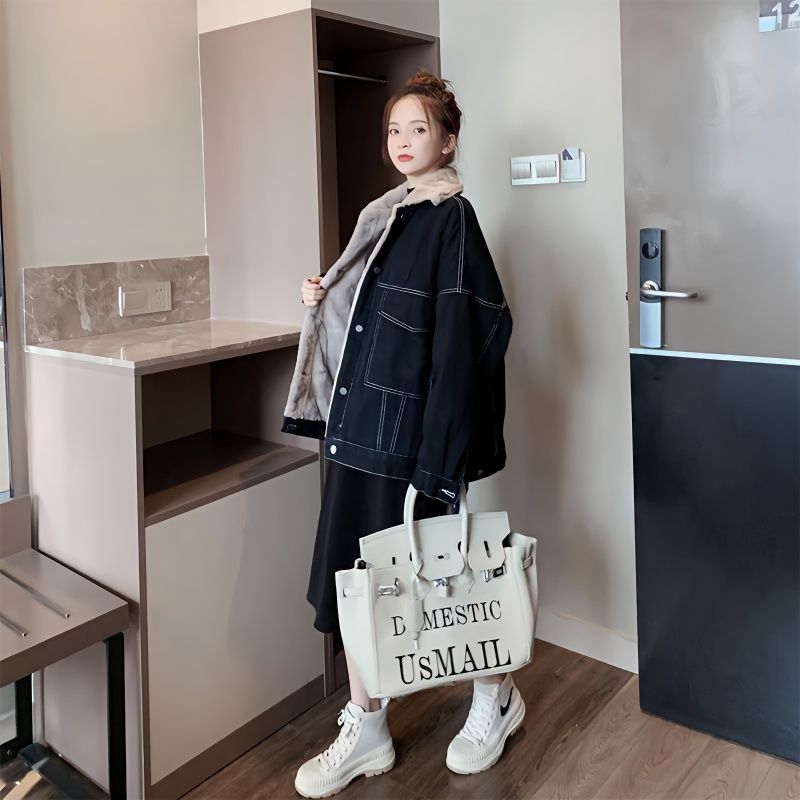 Denim jacket women's Korean version loose autumn winter late autumn 2020 new velvet thickened lamb wool lamb velvet