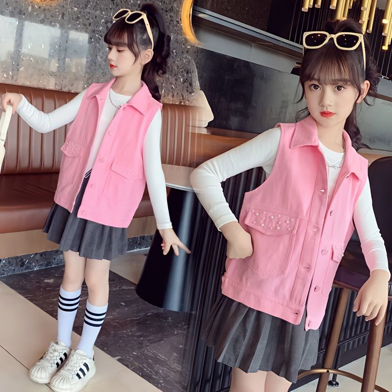 女童牛仔馬甲外穿洋氣春裝2023新款小女孩坎肩春秋軟牛仔背心馬夾