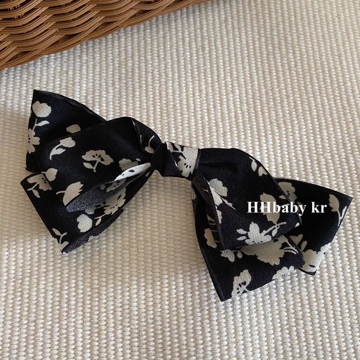 Fermaglio capelli stile francese con fiocco floreale_voghion.com