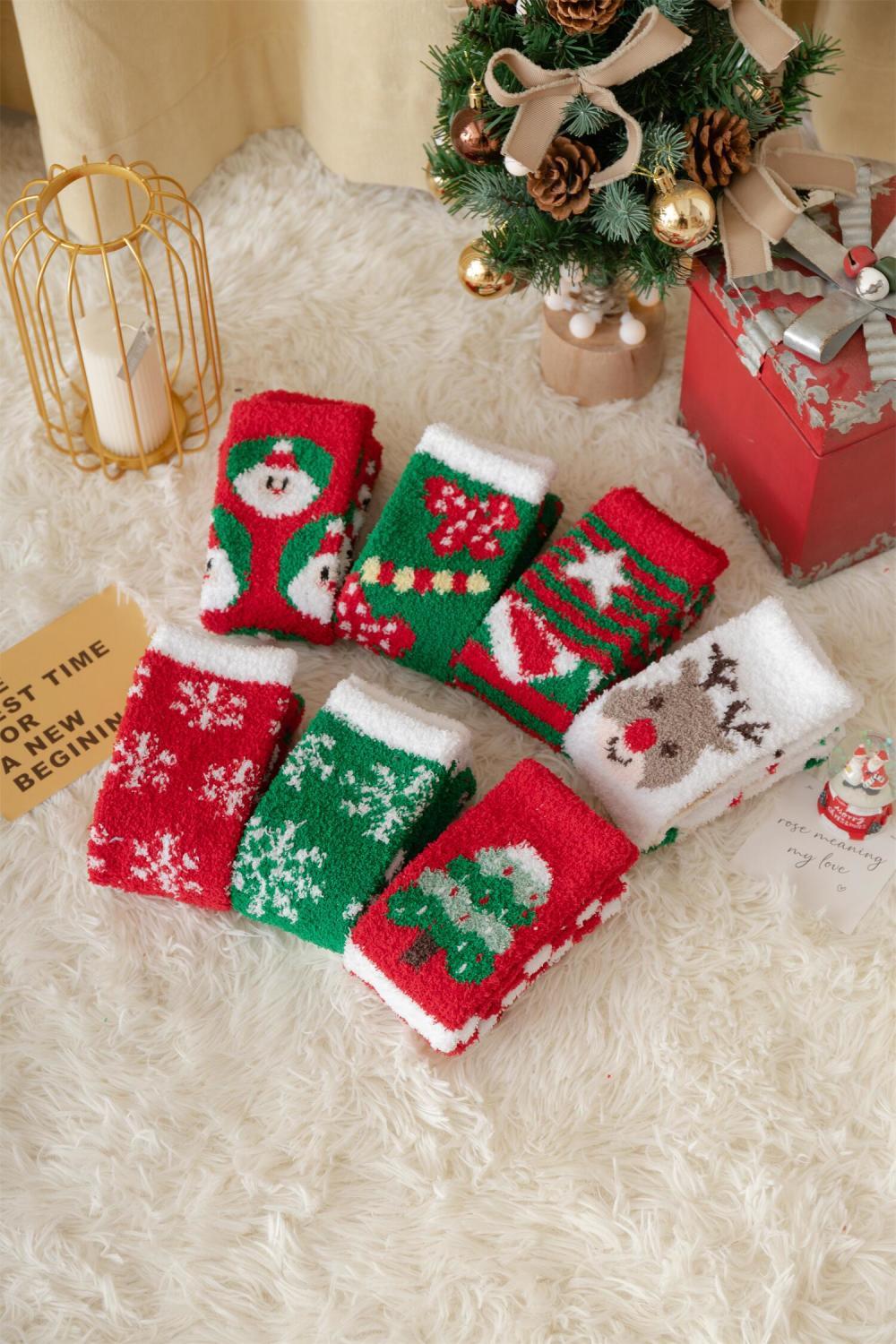 Cute Christmas socks, comfortable, warm, thick, and plush, full of festive atmosphere. Wishing you a happy Christmas_voghion.com