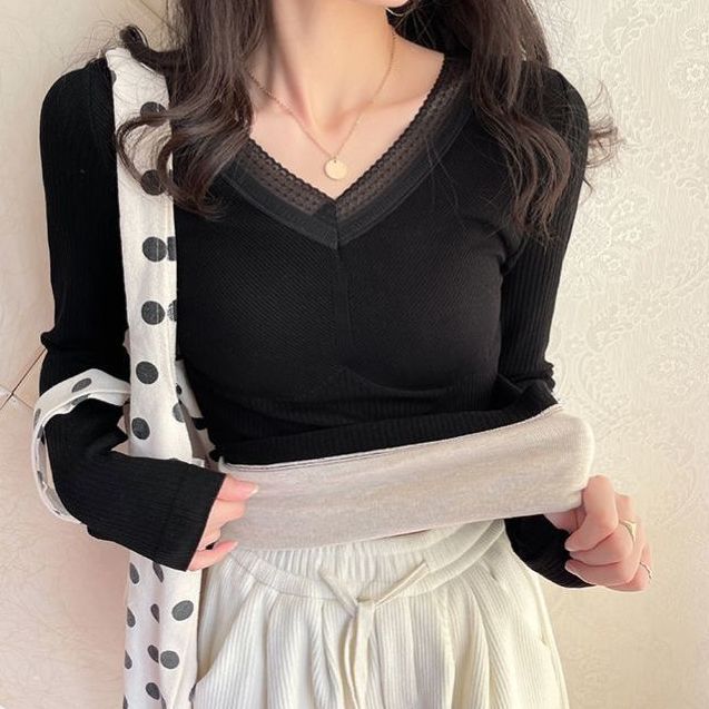 保暖上衣女外穿內搭加絨加厚長袖冬季蕾絲V領發熱防寒修身打底衫