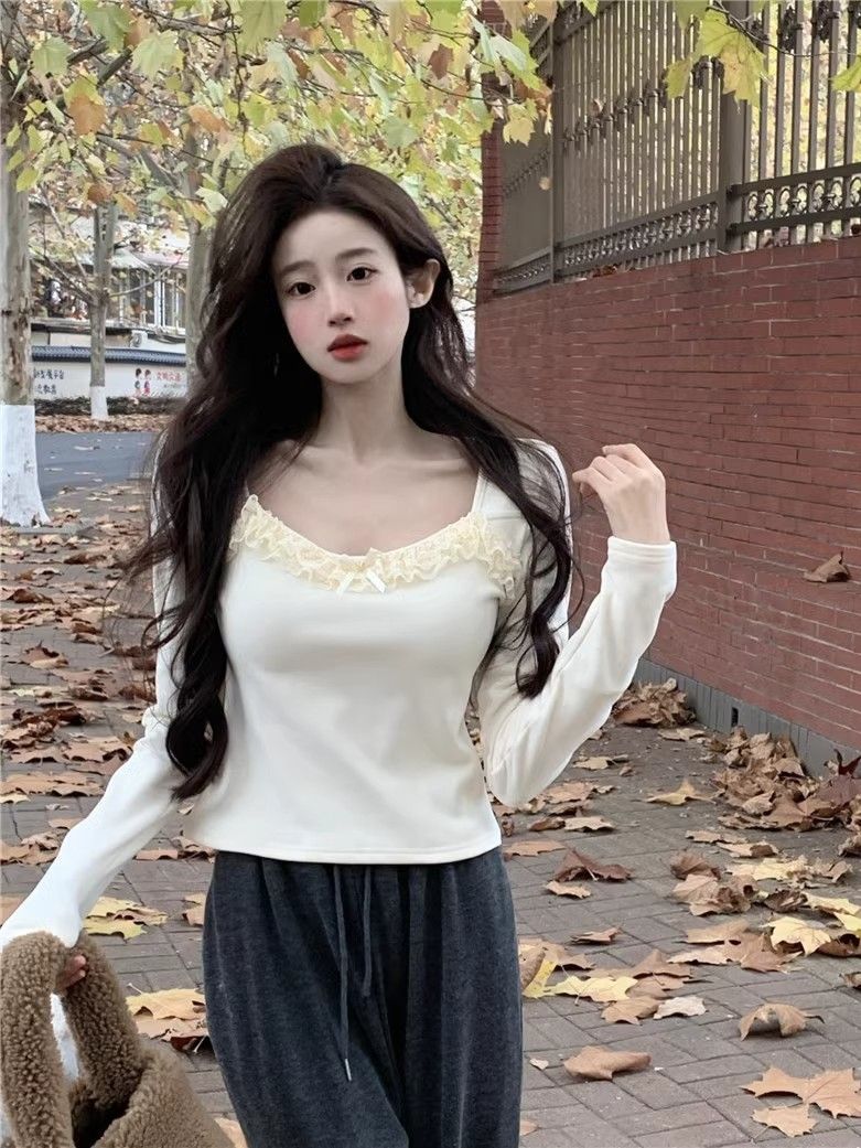 拼接蕾絲花邊圓領長袖t恤女裝冬季小個子修身顯瘦甜辣打底衫上衣