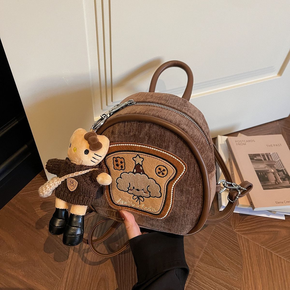 Amy Rabbit Women's Backpack Cute Retro Style Commuter Rucksack_voghion.com