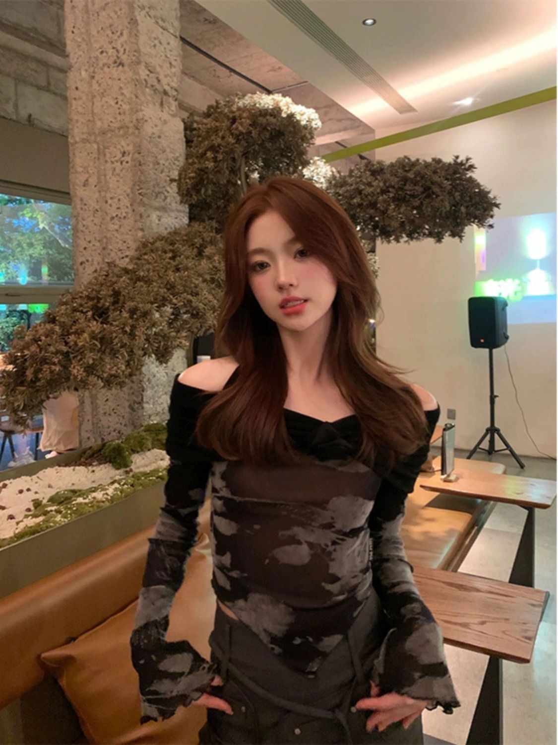 美式復古甜酷辣妹氣質一字肩長袖上衣不規則撞色短款小心機打底衫