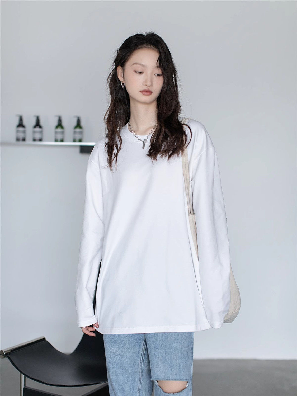 白色t恤女長袖大碼寬鬆秋季新款內搭薄款純棉上衣純色百搭打底衫