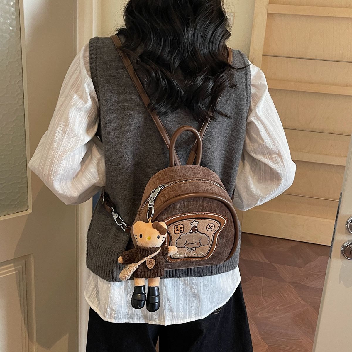 Amy Rabbit Women's Backpack Cute Retro Style Commuter Rucksack_voghion.com