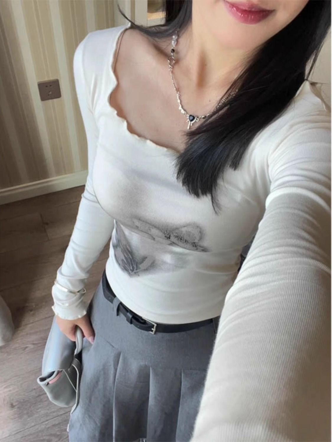 美式辣妹蝴蝶扎染長袖T恤女秋季小眾洋氣新款修身圓領上衣打底衫