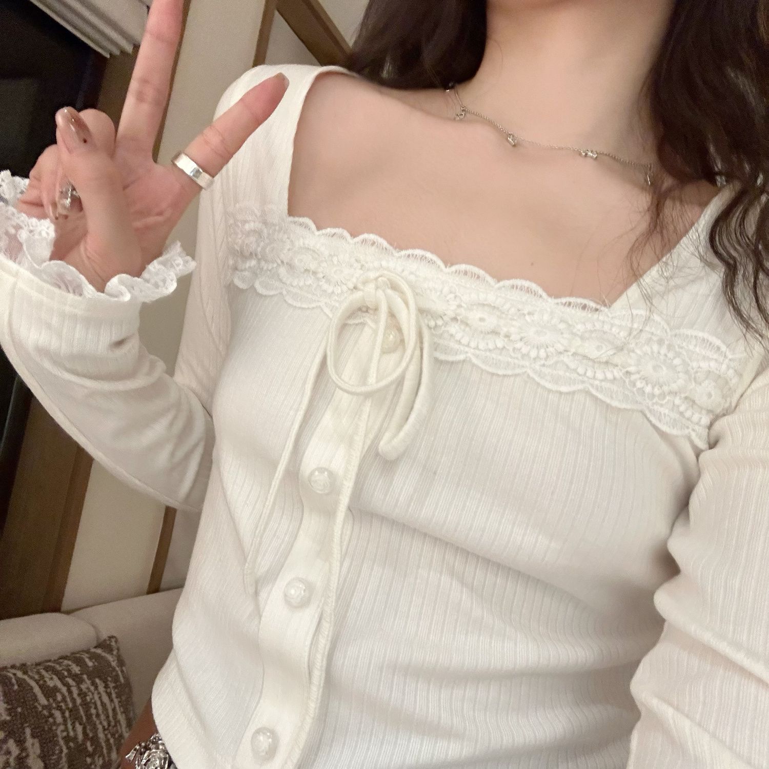 秋日禮物 蕾絲拼接打底衫 百搭軟糯秋冬內搭花邊上衣