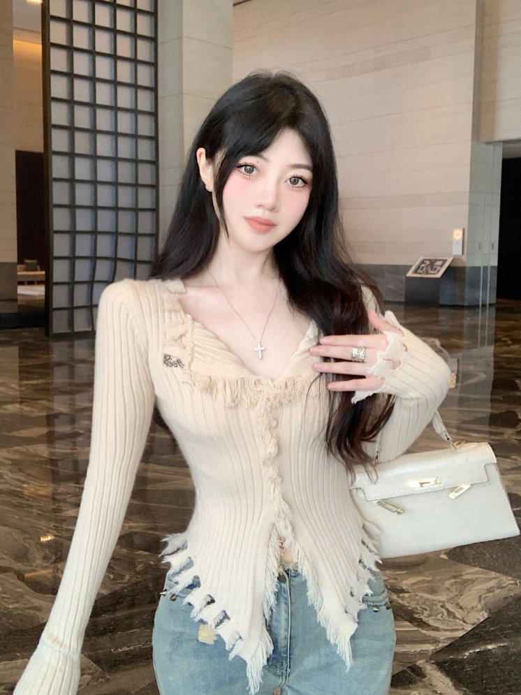 Pure lust style design raw edge V-neck sweater women's autumn and winter new slim fit niche chic cardigan top