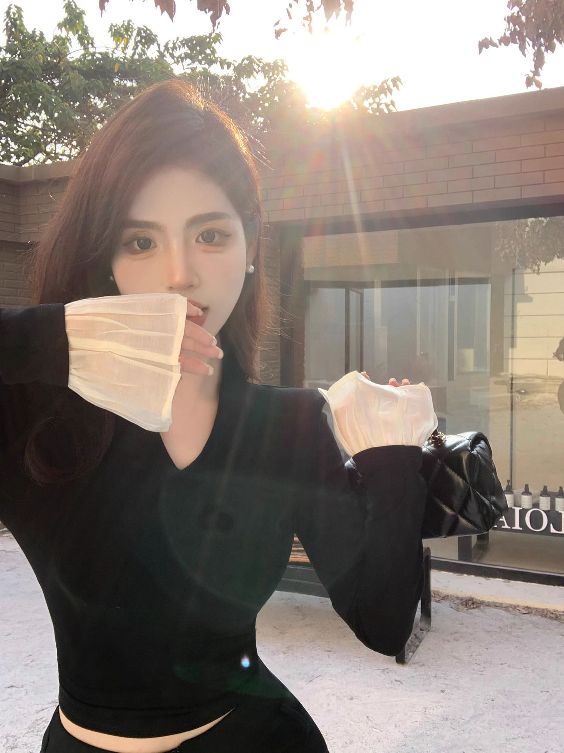 純欲風喇叭袖v領T恤女秋冬修身顯瘦韓版內搭打底衫百搭顯瘦上衣
