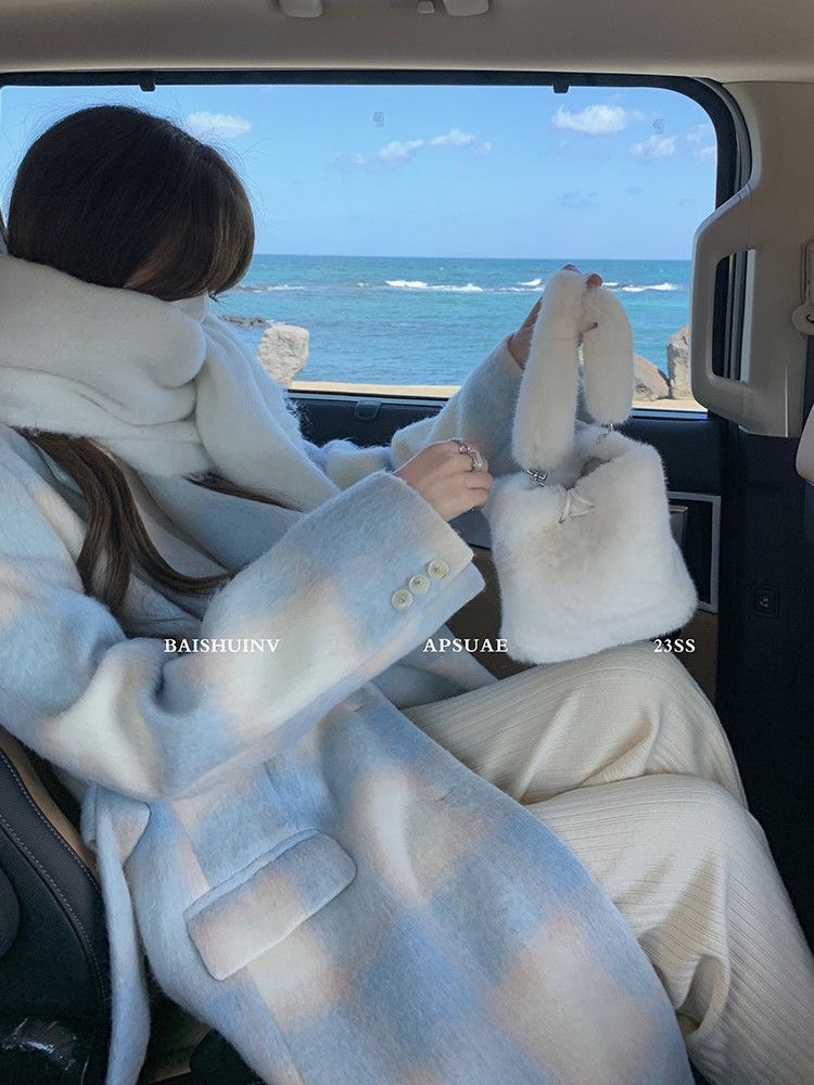 毛呢外套女2023秋冬新款白水蓝色大海的传说韩系气质长款短款大衣