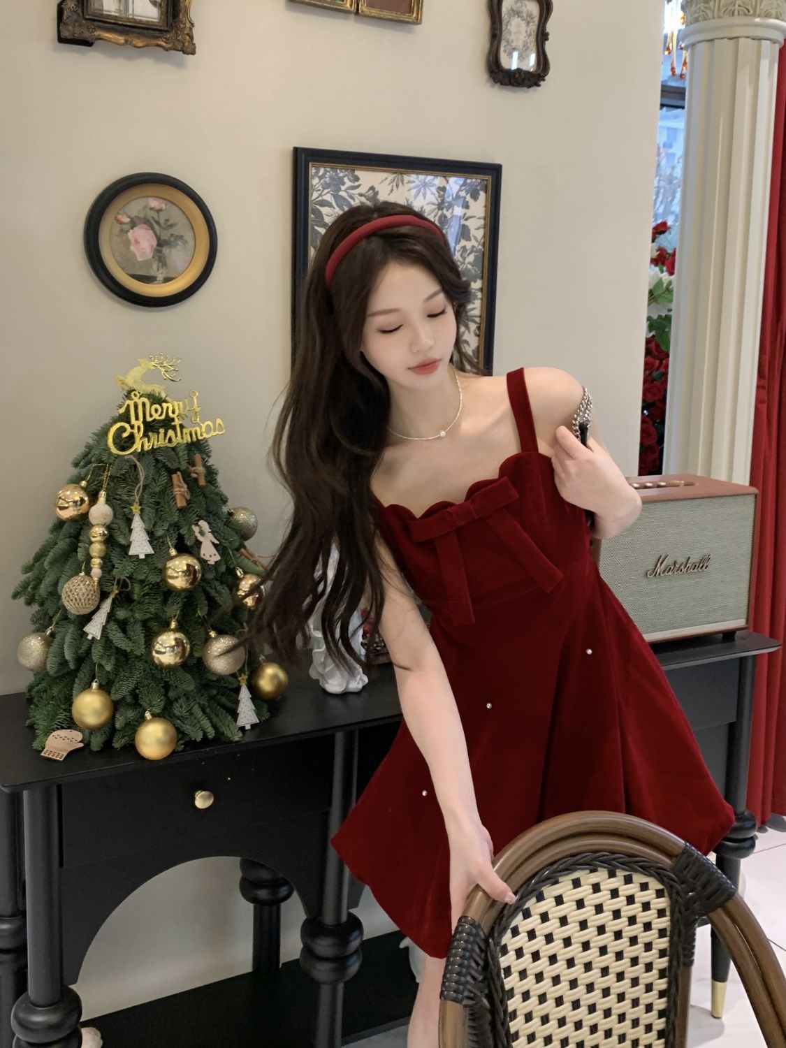 Bow red French velvet suspender dress winter high-end Christmas fluffy princess skirt New Year's shirt