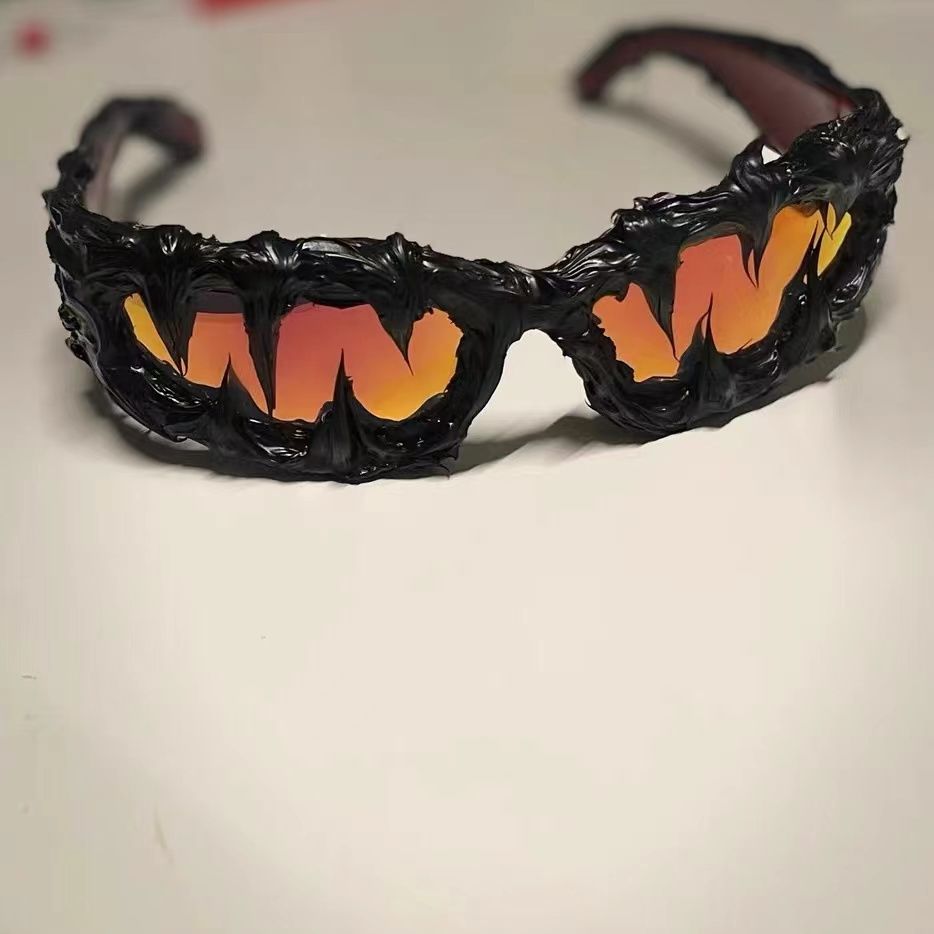 Drip glue wolf tooth Vibe photography unisex avant-garde sunglasses_voghion.com