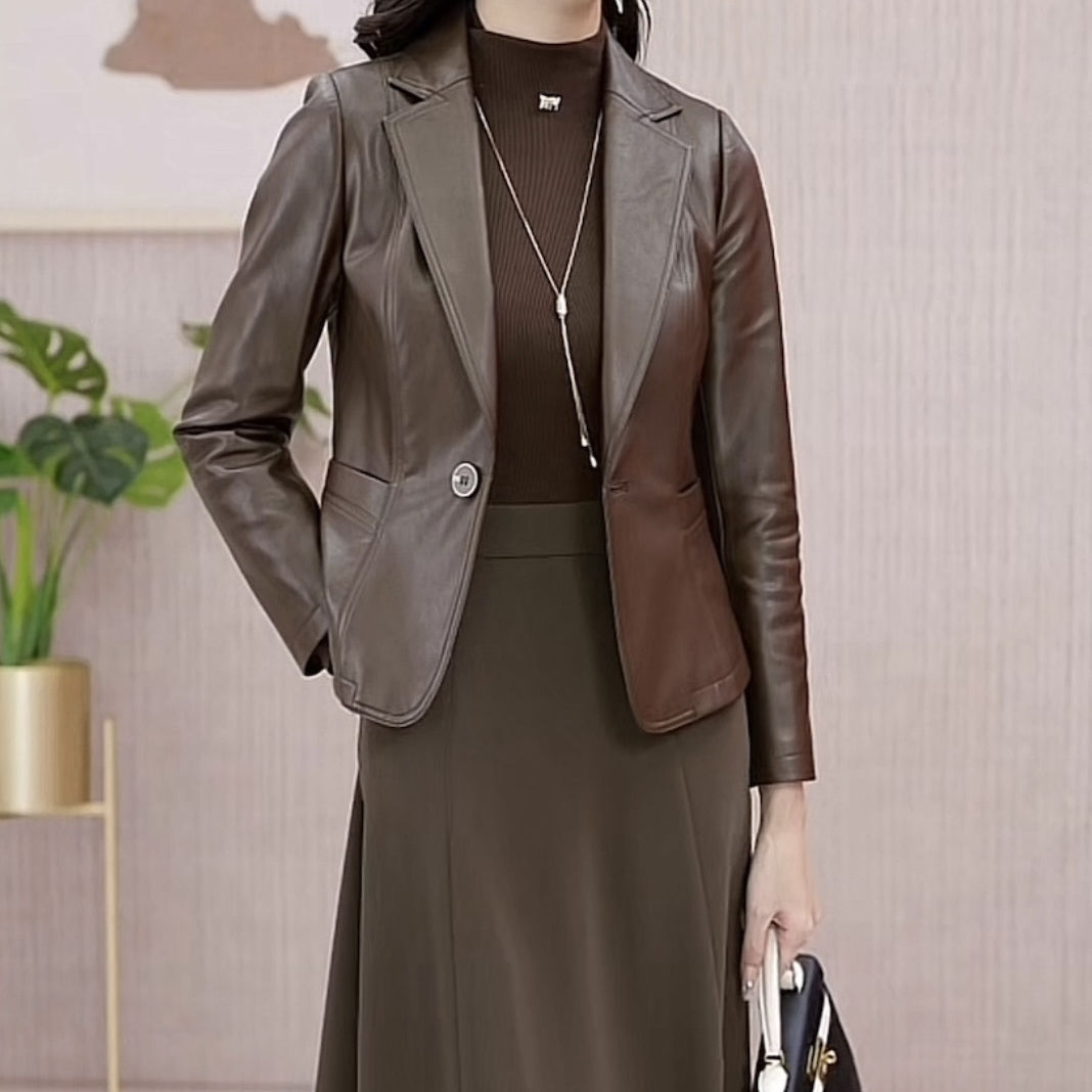 時尚水洗蛋白皮兩件套裝連衣裙2023新款女秋高檔皮衣外套洋氣裙子
