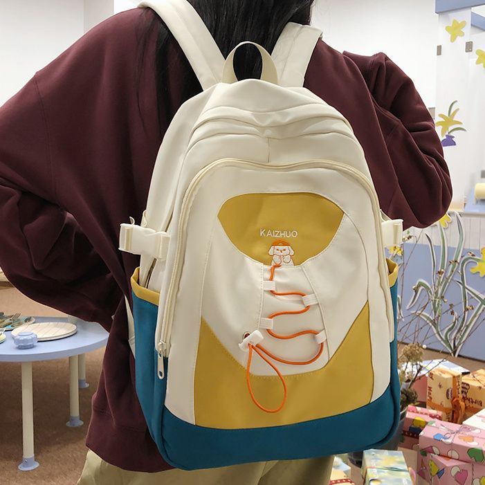 書包女大學生大容量可愛初中雙肩包女新款2023設計感小眾旅行背包
