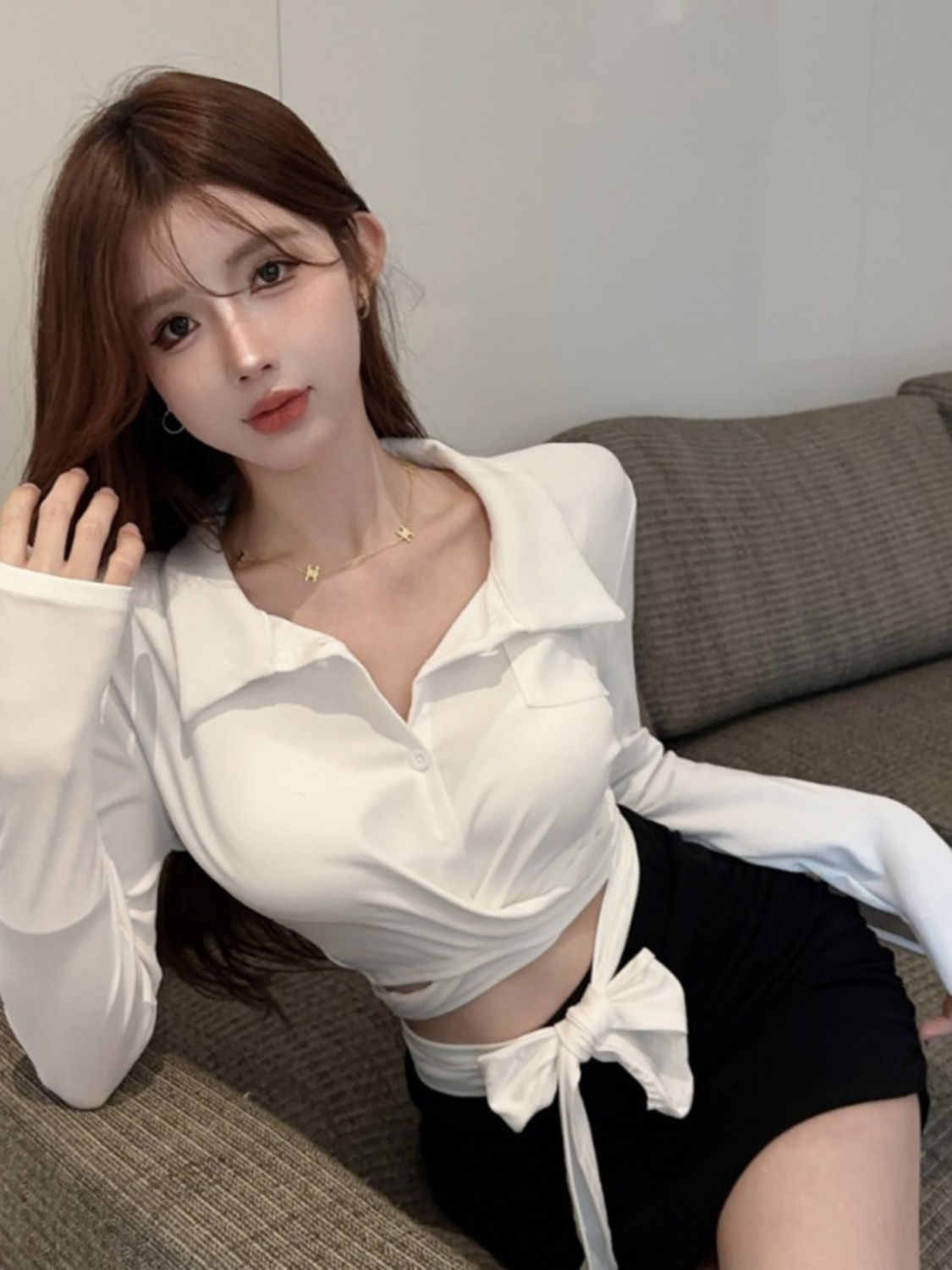 甜辣妹polo領交叉系帶長袖襯衫女裝秋季修身顯瘦短款露臍短款上衣